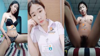 หีหอม คลิปโป้สาวฝึกงานแคชเชียร์บิ๊กซี รับงานคอลเสียวตัวเล็กน่ารักหีดำสงสัยโดนควยมาเยอะ