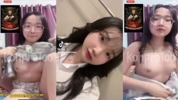 คลิปโป๊คอลเสียวสาววัยรุ่นที่หลายคนกำลังตามหาอยู่ กำลังดังในต่างประเทศ